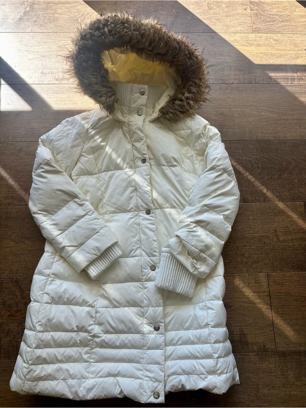 DKNY Girls White Puffer Coat Faux Fur Hood – Youth XL